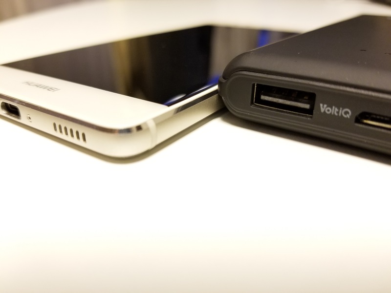 Huaweiの急速充電fcp対応モバイルバッテリーを紹介します